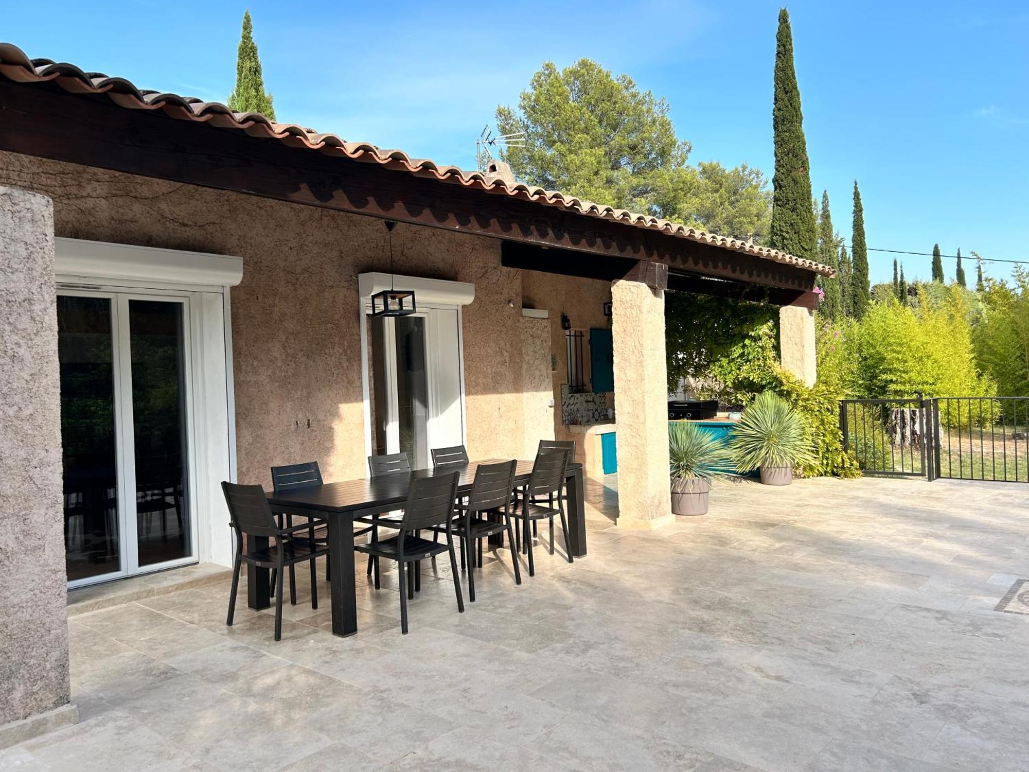 De Charme En Campagne Avec Piscine Privee Et Nature Luxuriante Villa Le Beausset
